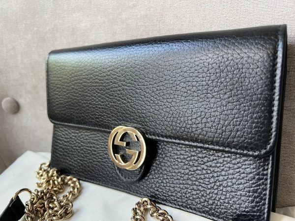 Gucci Black Interlocking GG Chain Wallet Online Sale