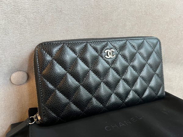 Chanel Black Caviar Classic Long Zipped wallet with Silver Hardware (RRP £1150) Cheap