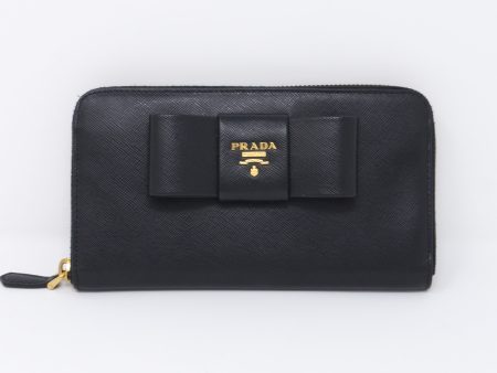 Black Saffiano Bow Zip Wallet Online now