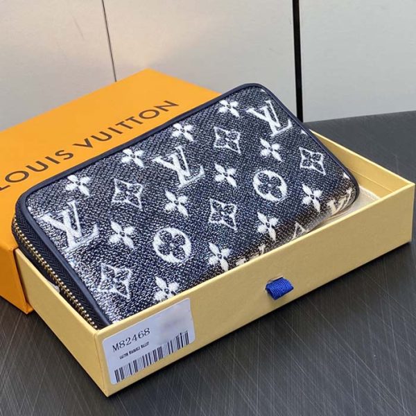 Louis Vuitton LV Unisex Zippy Wallet Blue Monogram Coated Canvas Cowhide Leather on Sale