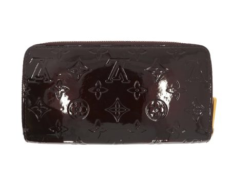 LOUIS VUITTON Wallet in Purple Patent For Sale