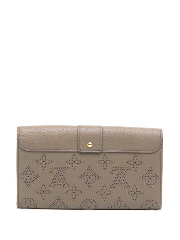 LOUIS VUITTON Taupe Mahina Amelia Wallet Online Sale