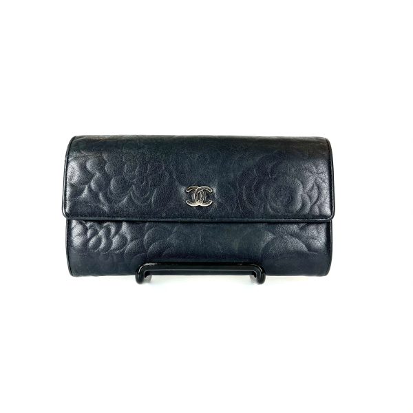 Camellia Lambskin Leather Wallet in Black Online Hot Sale