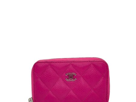 Quilted Timeless Compact Pink Wallet in Caviar Leather, Silver hardware For Sale